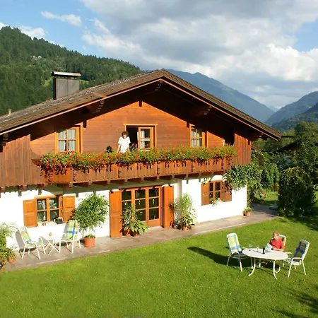 Amann Apartment